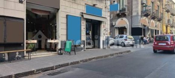 Коммерческая недвижимость с 2 комнатами в Катания, Италия № 89336 5