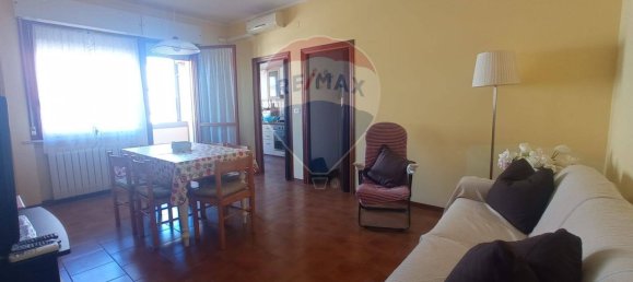 2 bedrooms Apartment in Francavilla al Mare, Italy No. 325896 2