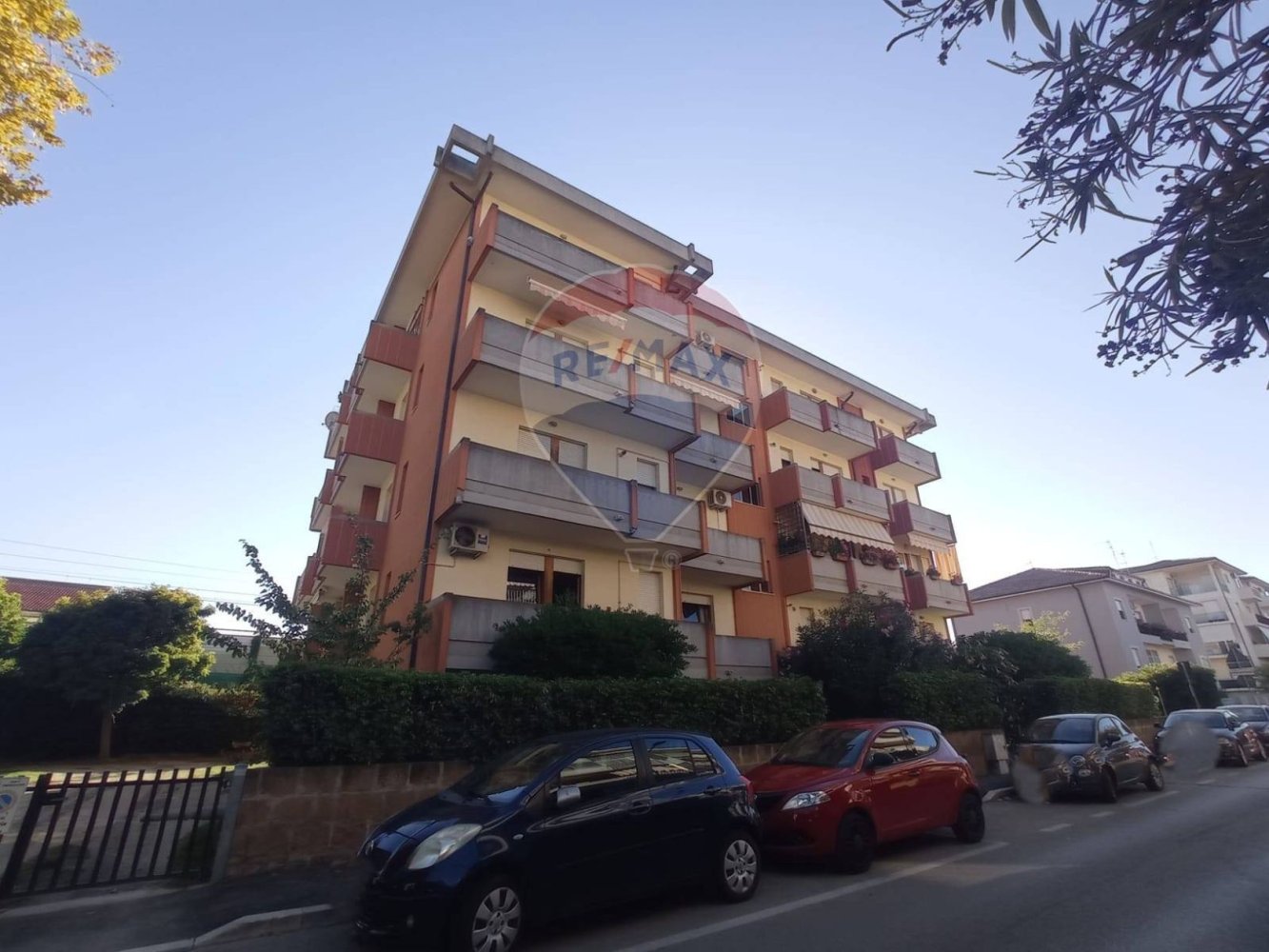 2 bedrooms Apartment in Francavilla al Mare, Italy No. 325896