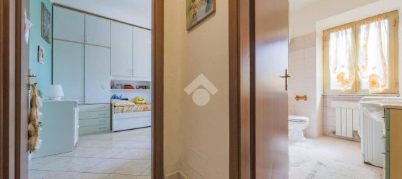 3 Schlafzimmer Villa in Rome, Italy, Nr. 130854 17