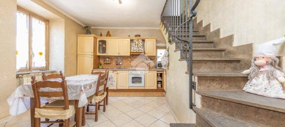 3 Schlafzimmer Villa in Rome, Italy, Nr. 130854 2