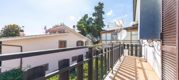 3 Schlafzimmer Villa in Rome, Italy, Nr. 130854 20