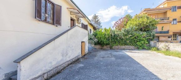 3 Schlafzimmer Villa in Rome, Italy, Nr. 130854 29