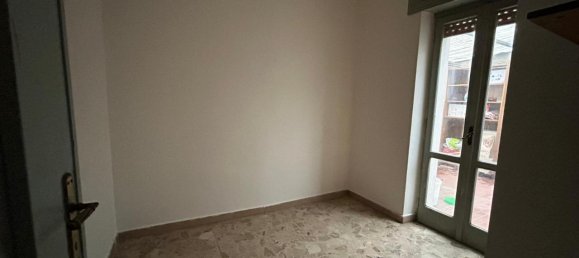 3 rooms Apartment in Borgonovo Val Tidone, Italy No. 234450 3
