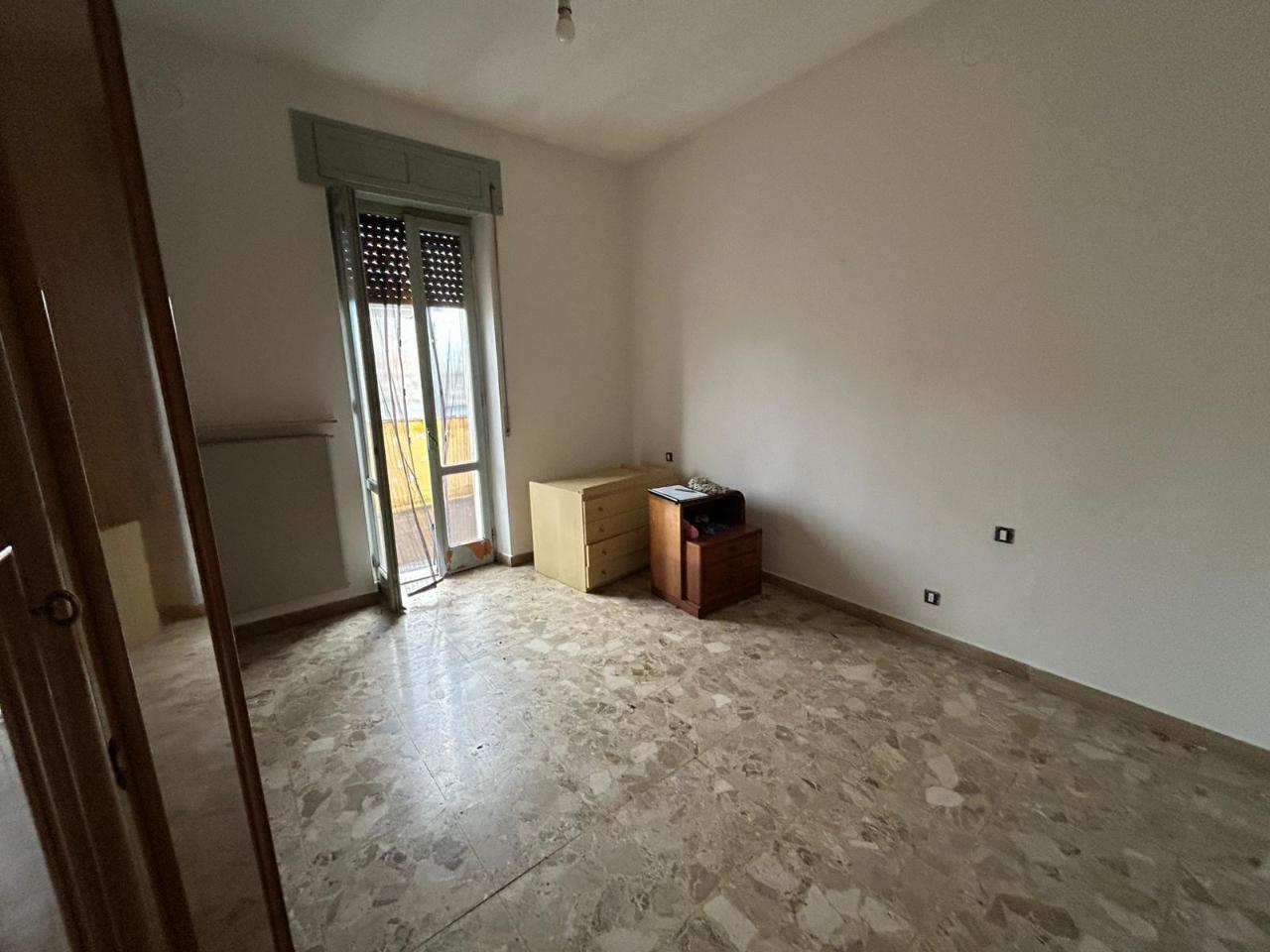 3 rooms Apartment in Borgonovo Val Tidone, Italy No. 234450