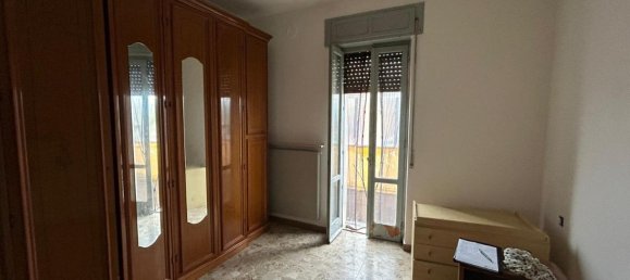 3 rooms Apartment in Borgonovo Val Tidone, Italy No. 234450 4