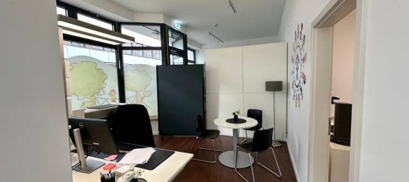 6 bedrooms Building in Krefeld, Germany No. 21802 9