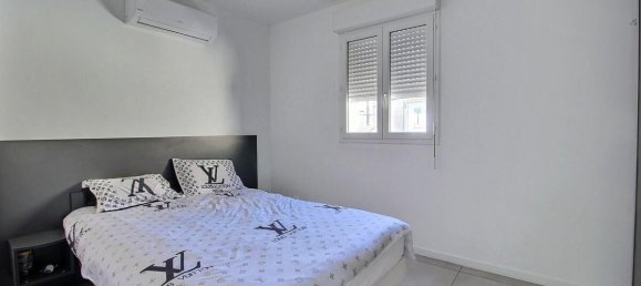 5 bedrooms House in Marseille, France No. 293024 10