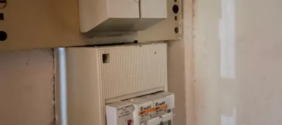 3 rooms Apartment in Descartes, France No. 78534 8