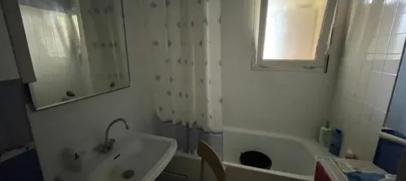 3 rooms Apartment in Descartes, France No. 78534 6