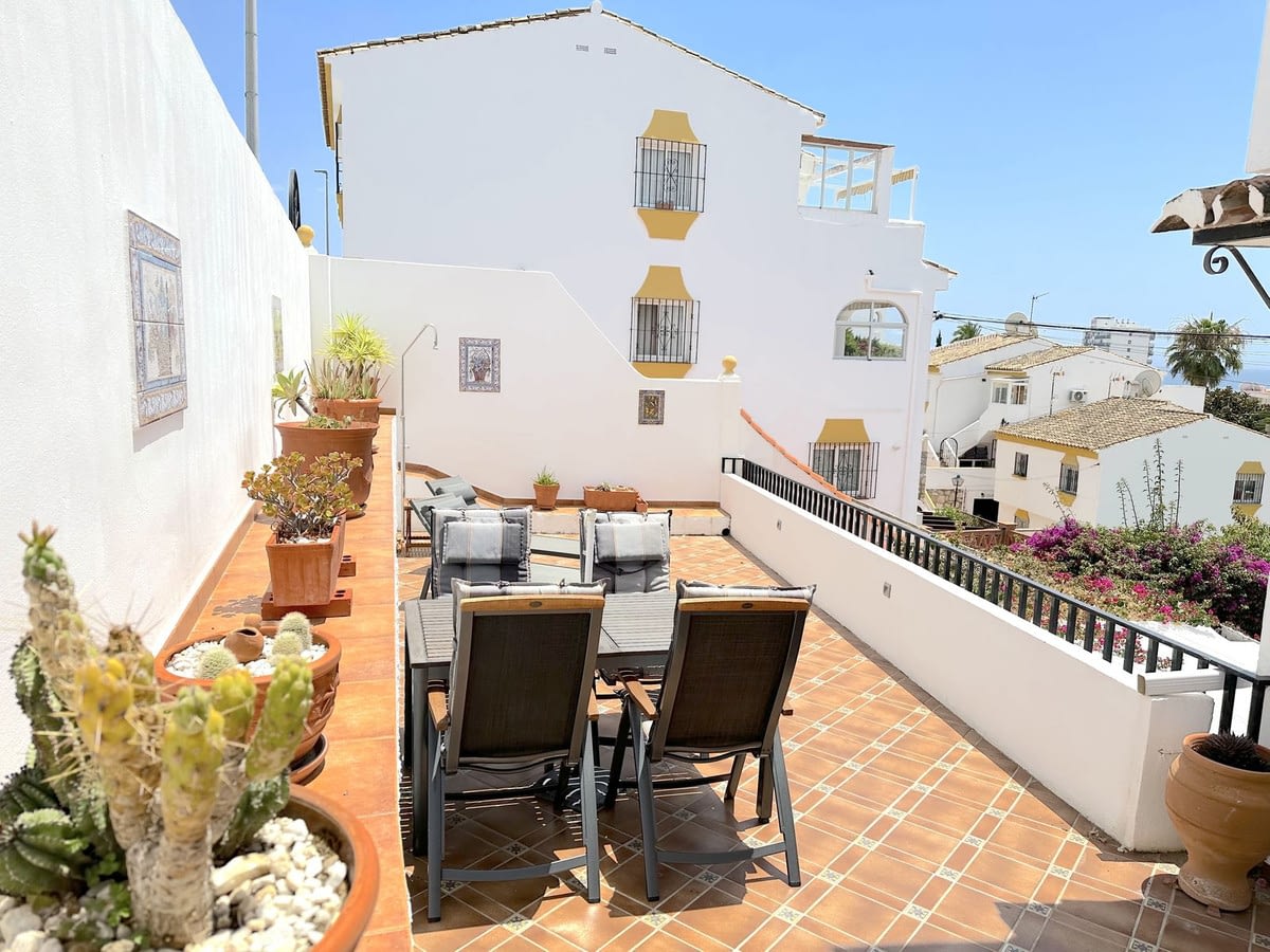 Apartamento de 2 dormitorios en Benalmádena, Spain No. 132756