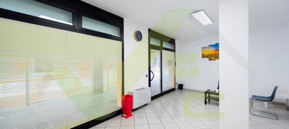  عقار تجاري في Melzo, Italy 60متر مربع رقم 379212 3