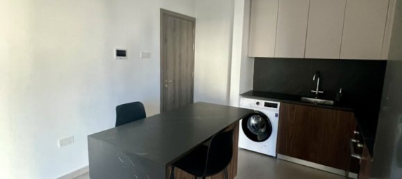 1 Schlafzimmer Wohnung in Larnaka, Cyprus, Nr. 25891 2
