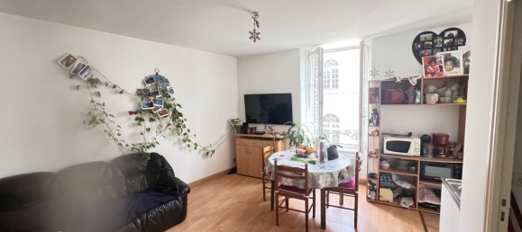 2 chambres Appartement à Orléans, France No. 262503 2