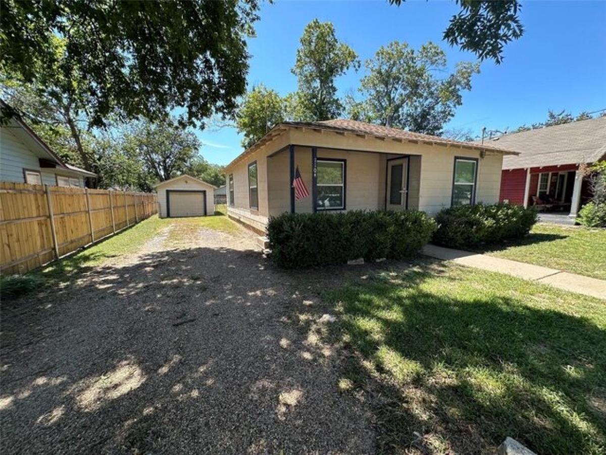 2 bedrooms House in Cleburne, USA No. 396635