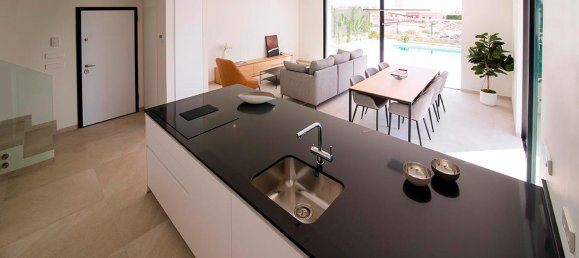 3 bedrooms House in Los Montesinos, Spain No. 13747 15