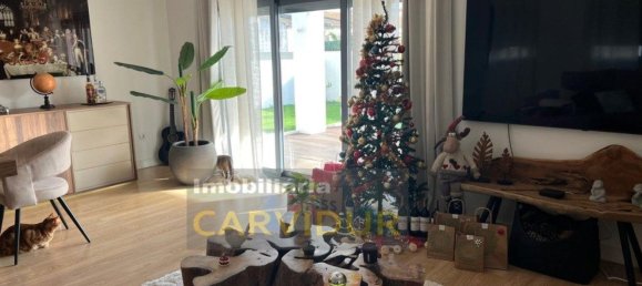 4 bedrooms House in Barreiro, Portugal No. 85032 8