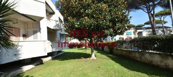 Квартира с 2 комнатами в Черветери, Италия № 107458 3