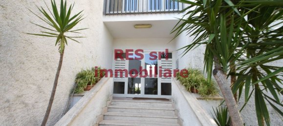 Квартира с 2 комнатами в Черветери, Италия № 107458 8