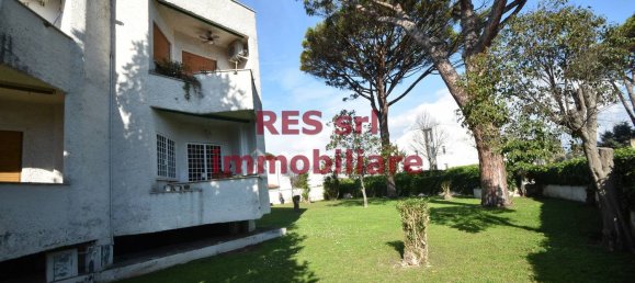 Квартира с 2 комнатами в Черветери, Италия № 107458 5