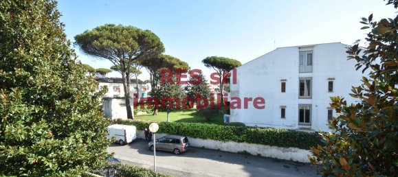 Квартира с 2 комнатами в Черветери, Италия № 107458 36