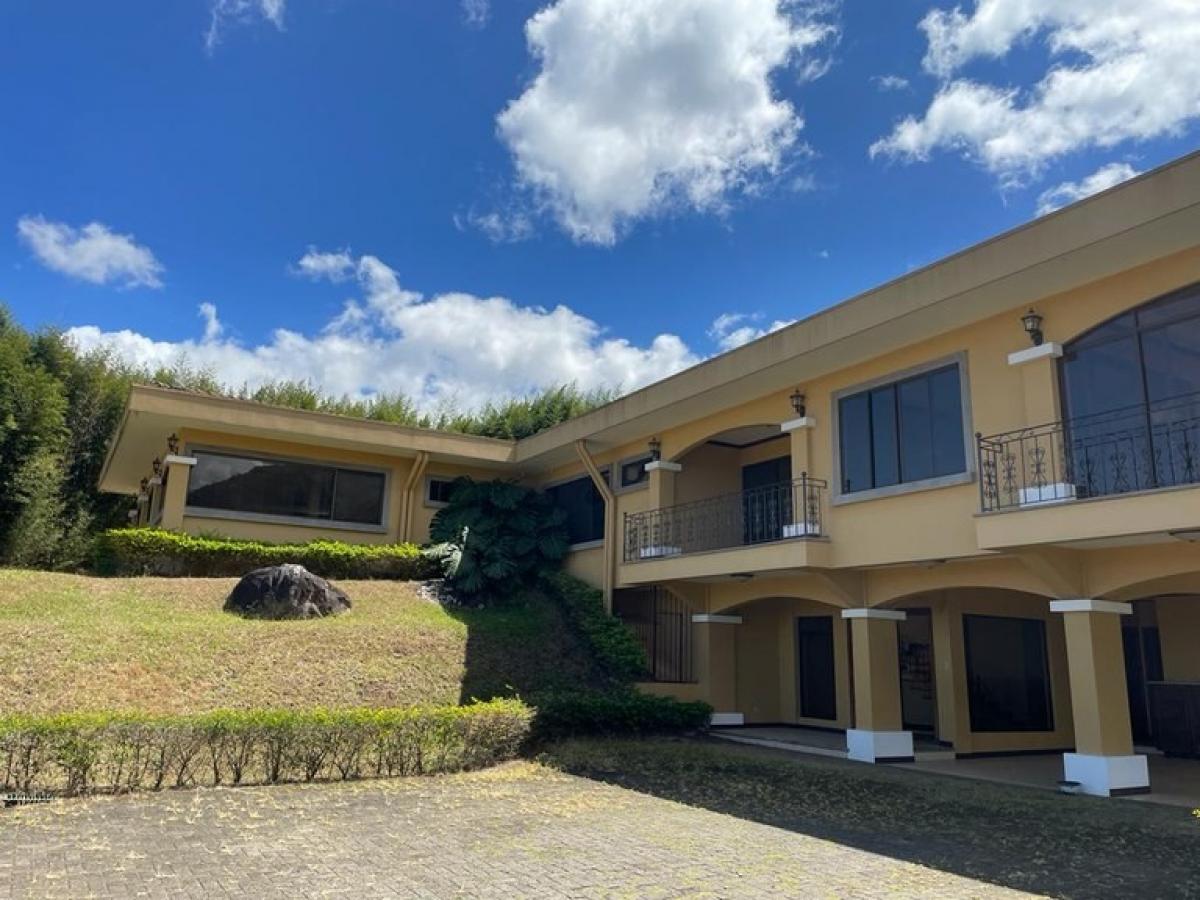 3 dormitorios сasa en venta en Santa Ana, San José, Costa Rica № 199