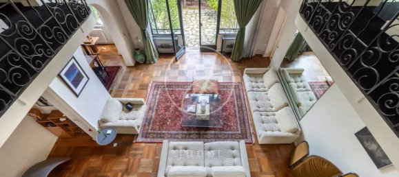 Casa de 5 dormitorios en Suresnes, France No. 347347 14