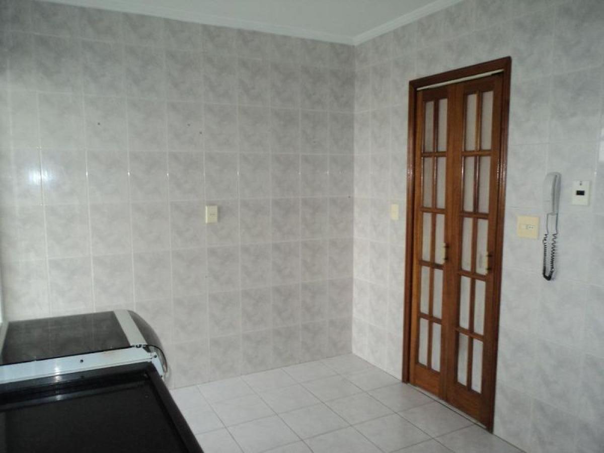 Apartamento de 3 dormitorios en Sao Paulo, Brazil No. 561154