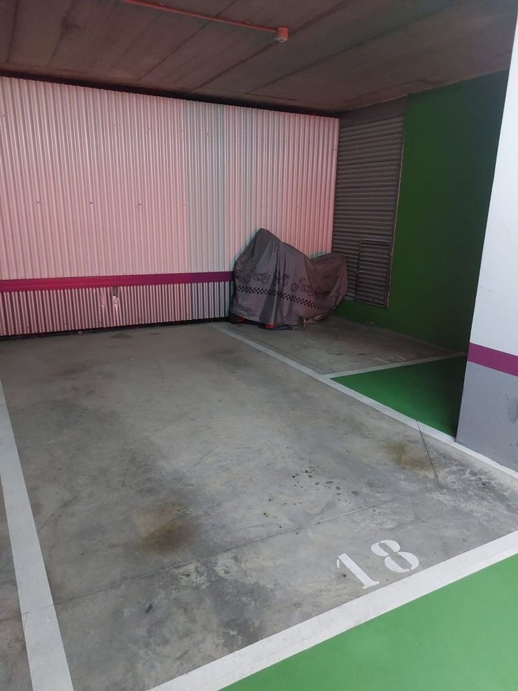 Гараж 12м² в Торрехон-де-Ардос, Испания № 234977