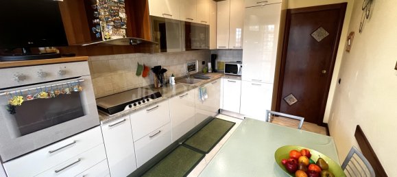 4-salle Appartement à Rome, Italy No. 203928 5