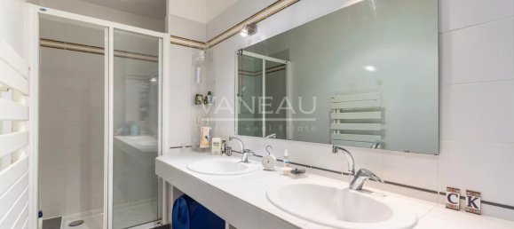 4 غرف نوم منزل في Paris, France رقم 166197 11