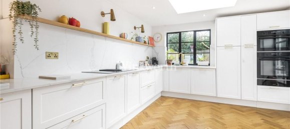 4 bedrooms House in Beckenham, United Kingdom No. 3470 8