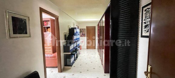 Квартира с 3 спальнями в Фоджа, Италия № 172461 12