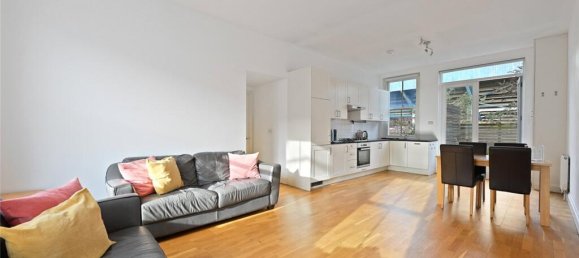 2 bedrooms Apartment in London, United Kingdom No. 3823 4