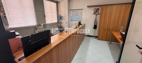 2 rooms Apartment in Naples, Italy No. 278280 12