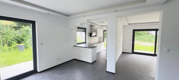 4 bedrooms House in Baden-Wurttemberg, Germany No. 43986 5