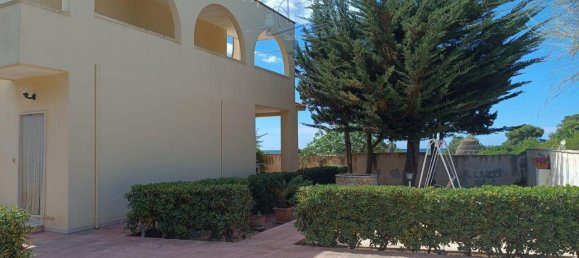 Вилла с 3 комнатами в Маруджо, Италия № 25809 22