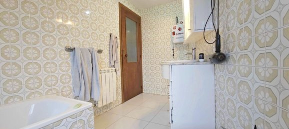 4 bedrooms House in Coristanco, Spain No. 33695 13