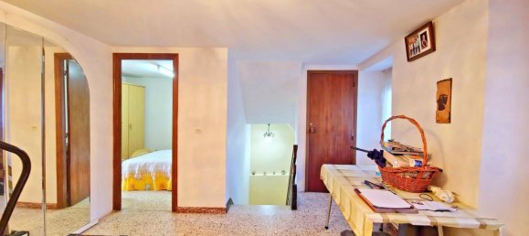 4 bedrooms House in Coristanco, Spain No. 33695 32