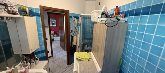 3 rooms Apartment in Viadanica, Italy No. 64750 27
