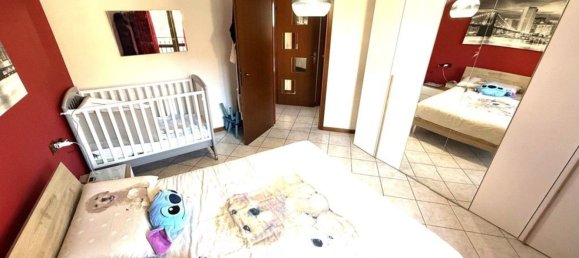 3 rooms Apartment in Viadanica, Italy No. 64750 17