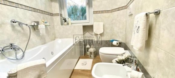 Квартира с 4 комнатами в Санремо, Италия № 227416 11