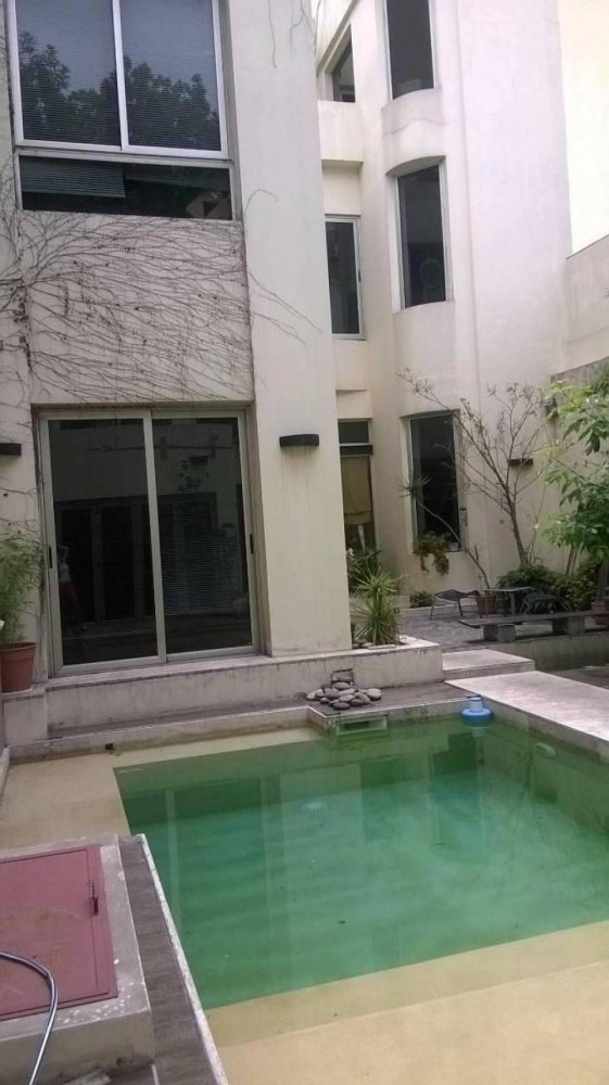 4 bedrooms House in Buenos Aires, Argentina No. 94800