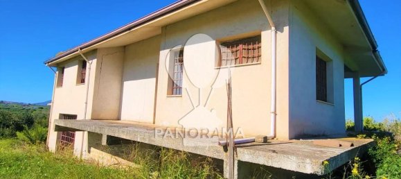 12-salle Appartement à Partinico, Italy No. 154938 11