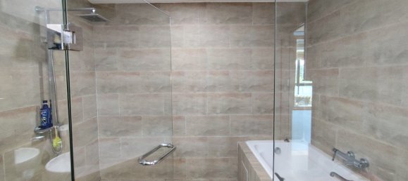 2 bedrooms Condo in Pattaya, Thailand No. 25221 2