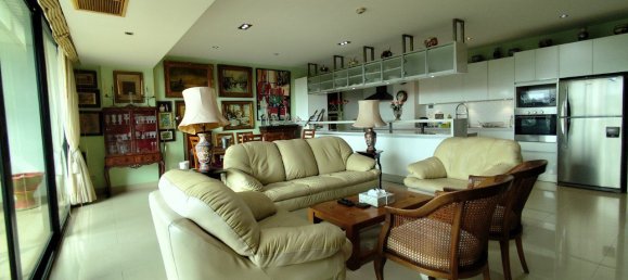 2 bedrooms Condo in Pattaya, Thailand No. 25221 12