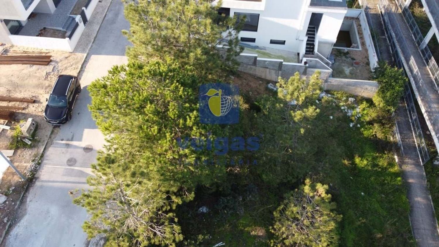 Terrain à Almada, Portugal 257m² No. 60857