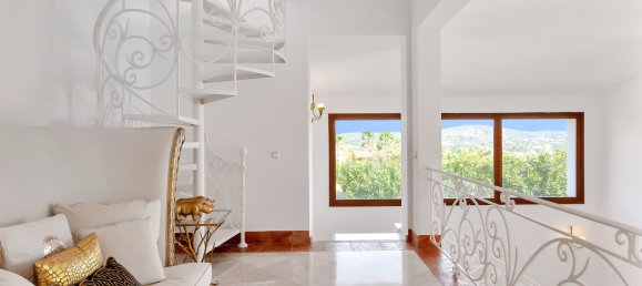 5 غرف نوم فيلا في Cadiz, Spain رقم 25937 40