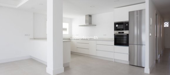 Квартира с 4 спальнями в Марбелья, Испания № 136159 10