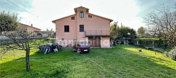 2 Schlafzimmer Villa in Todi, Italy, Nr. 49439 5